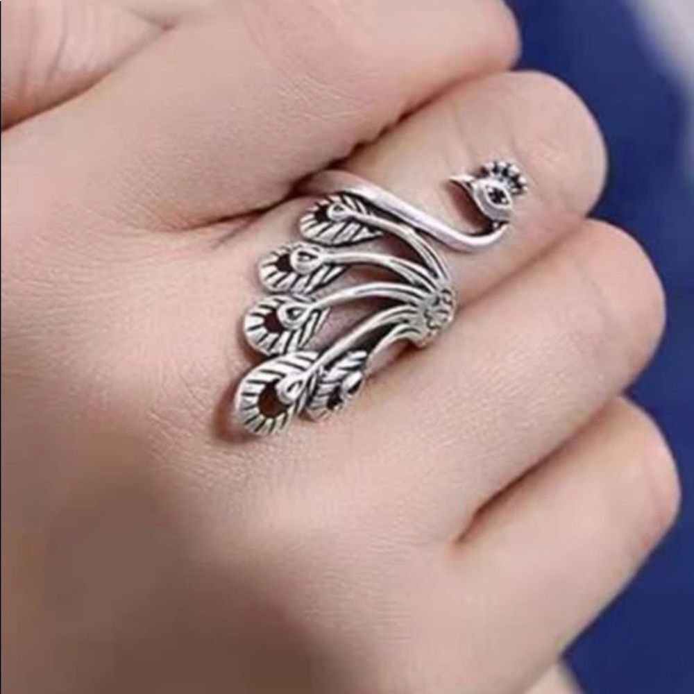 𝅺Silver Peacock Cuff Ring